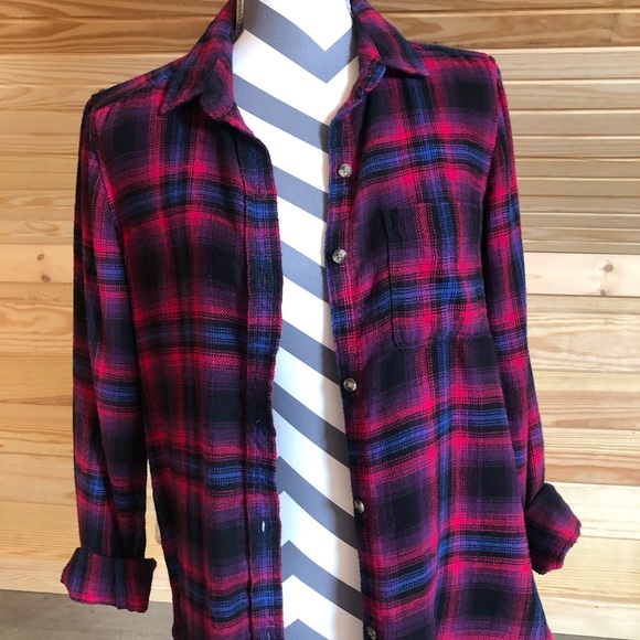 AE boyfriend fit flannel! - Picture 1 of 4